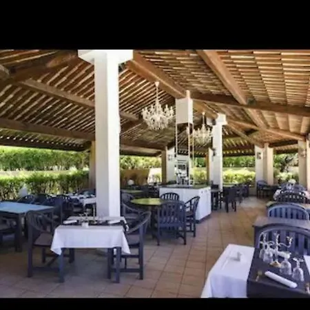 Dans Διαμέρισμα Linguizzetta